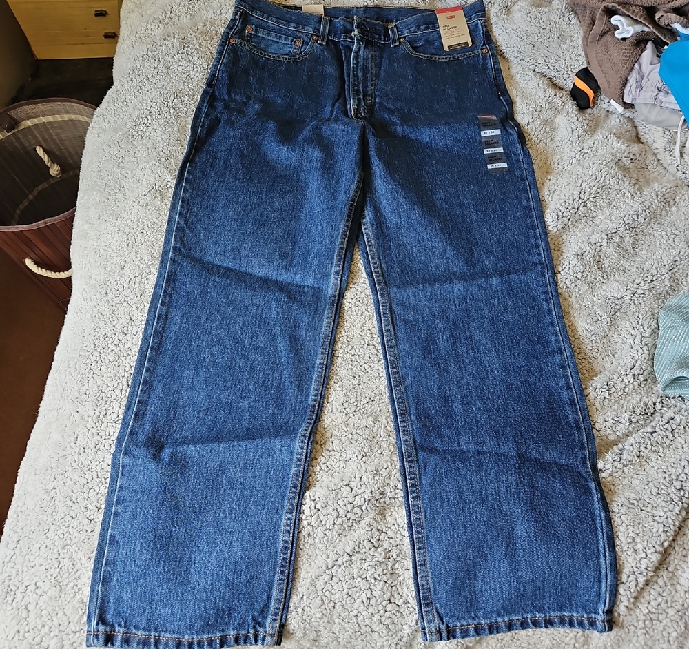 Levi's Relaxed Fit Dark Blue Jeans